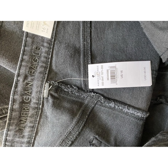 NWT AMERICAN EAGLE STRETCH size 16 HIGHEST RISE 90S BOYFRIEND SHORT - Picture 4 of 5